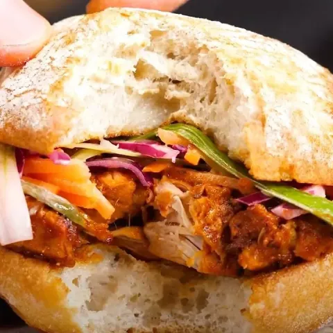 Vegan Pulled Jackfruit 'Pork' Sandwich Bosh TV