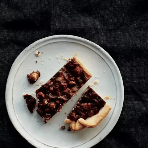 Vegan Salted Caramel Chocolate Crunch Tart Bosh TV