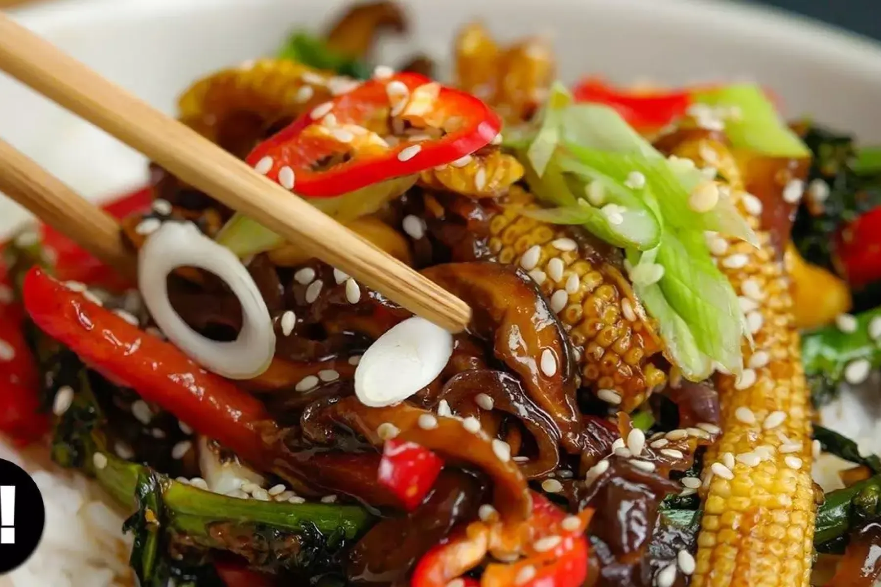 Vegan Sweet 'n' Sticky Stir Fry Bosh TV