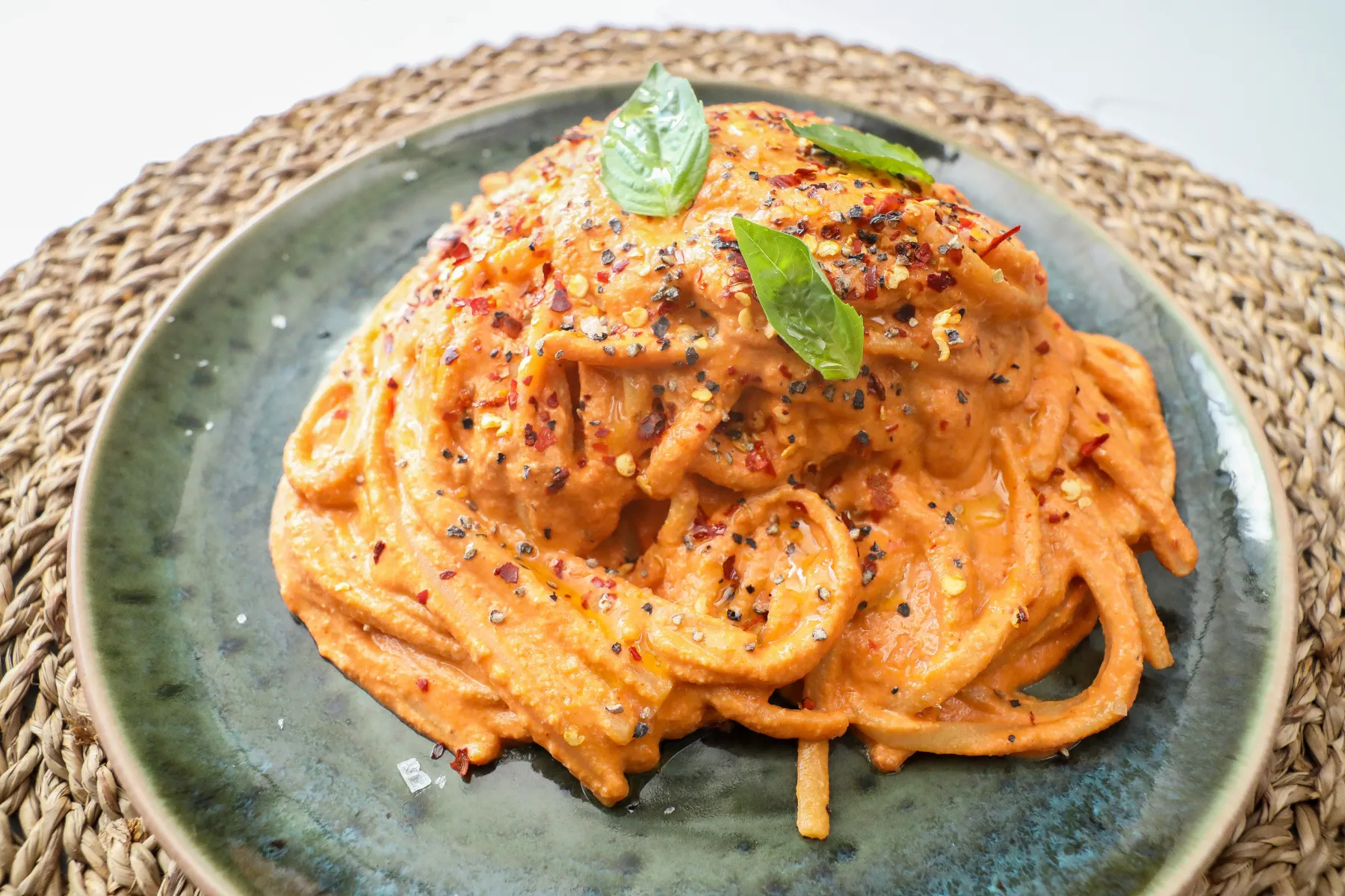 Creamy Spice Tomato Linguine (Cashew Cream)