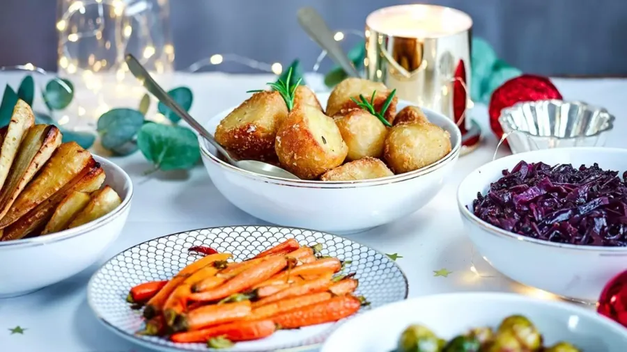 Vegan Braised Red Cabbage & Apple Bosh TV