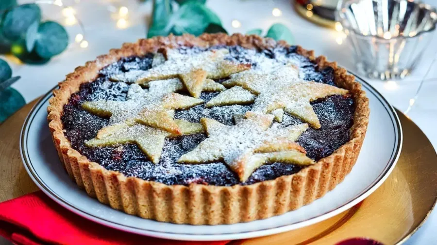 Vegan Mincemeat Pie with Cashew Brandy Cream Bosh TV